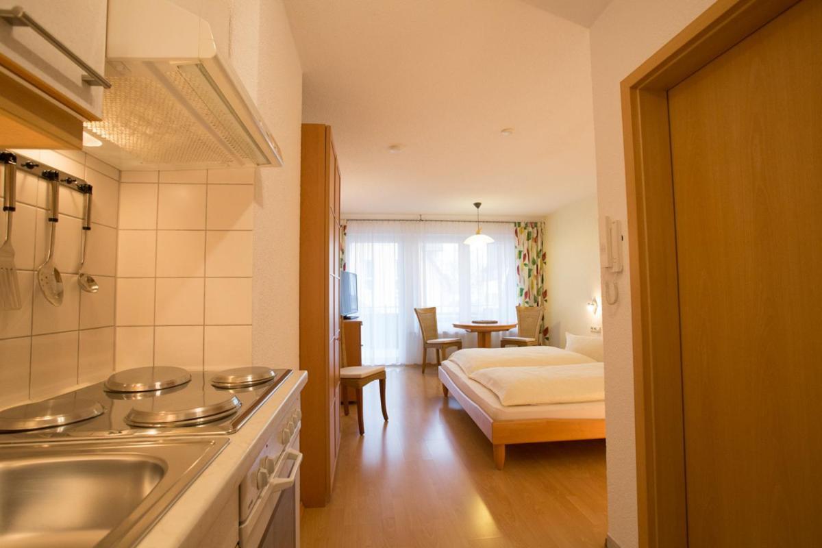 Gaestehaus Maeder Am Hafen Uhldingen-Mühlhofen Chambre photo