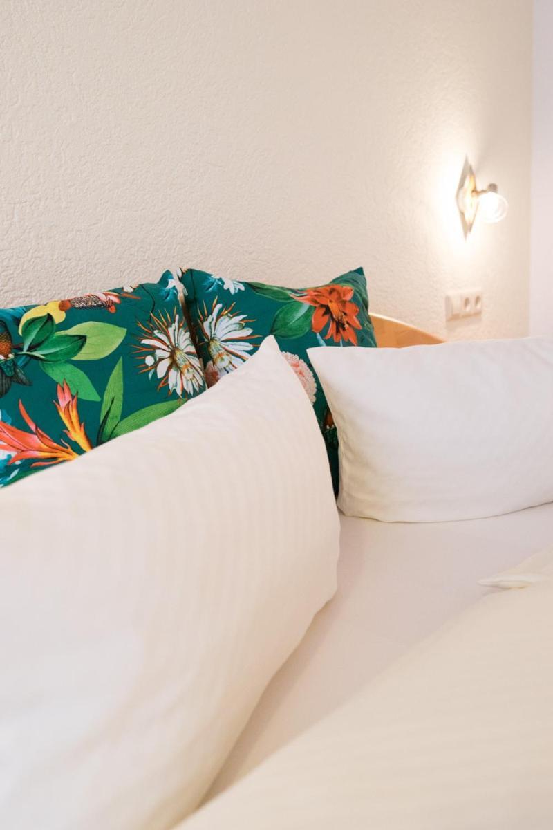 Gaestehaus Maeder Am Hafen Uhldingen-Mühlhofen Chambre photo
