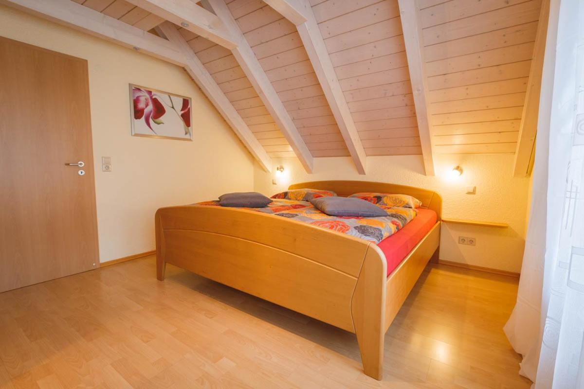 Gaestehaus Maeder Am Hafen Uhldingen-Mühlhofen Chambre photo
