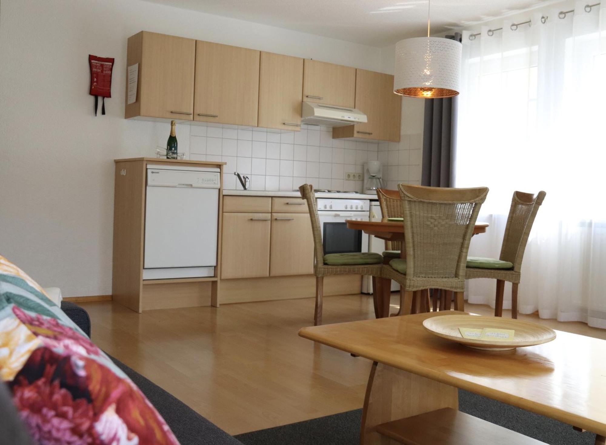 Gaestehaus Maeder Am Hafen Uhldingen-Mühlhofen Chambre photo