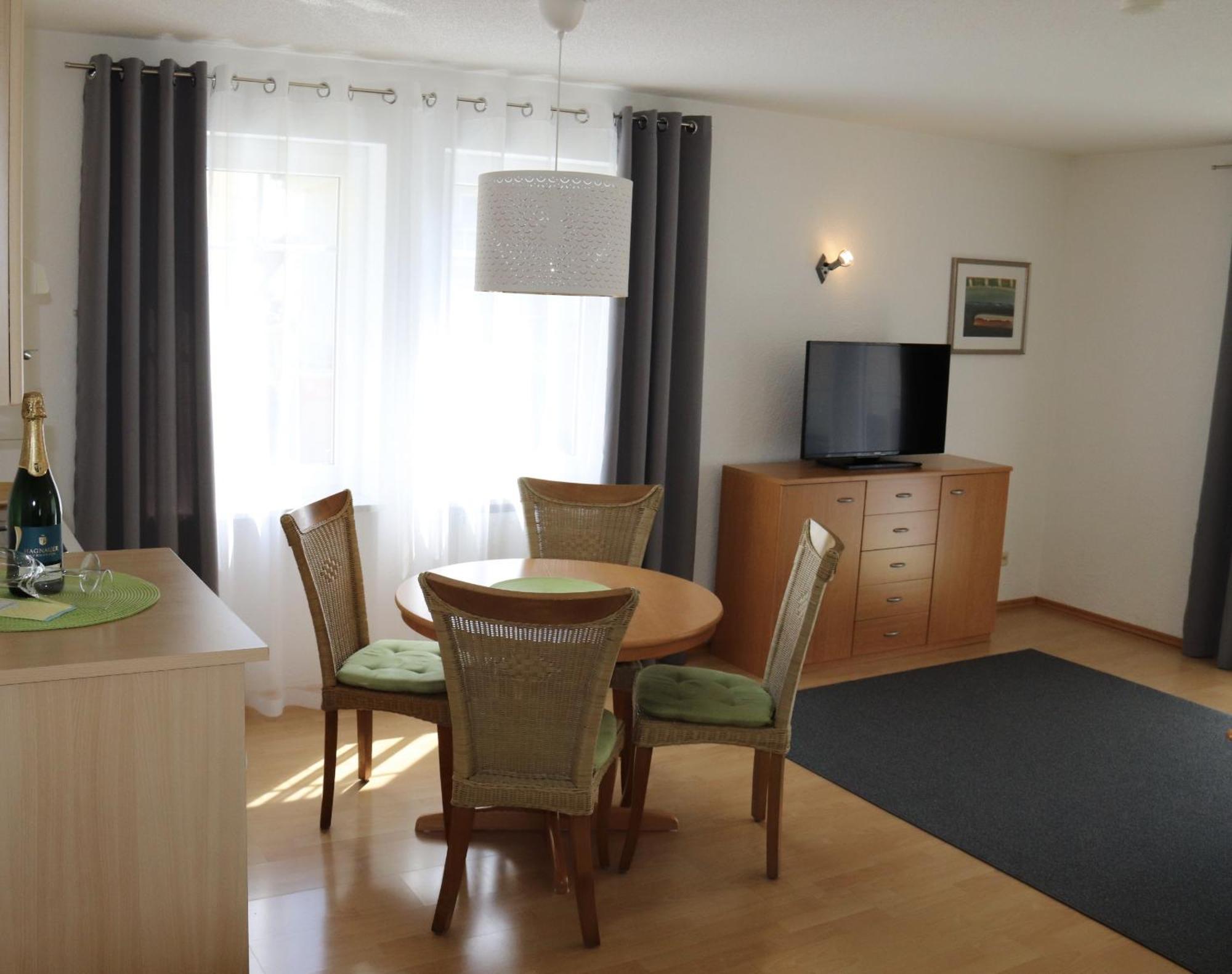 Gaestehaus Maeder Am Hafen Uhldingen-Mühlhofen Chambre photo